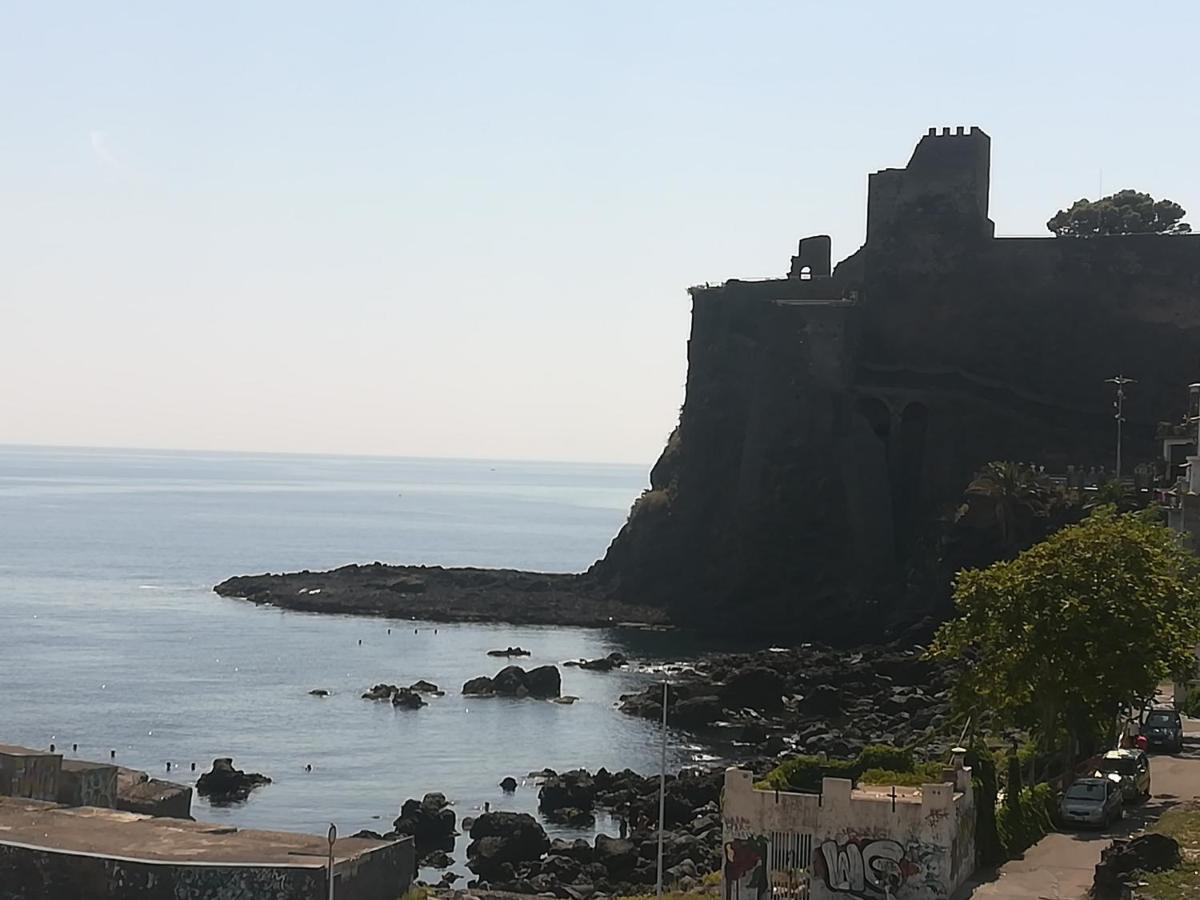 La Terrazza Dei Normanni Apartamento Aci Castello Exterior foto
