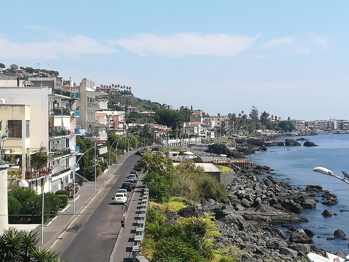 La Terrazza Dei Normanni Apartamento Aci Castello Exterior foto